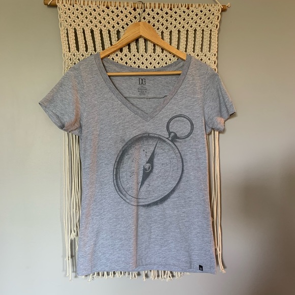 DC Grey V-Neck T-Shirt with Compass Print - Picture 2 of 8